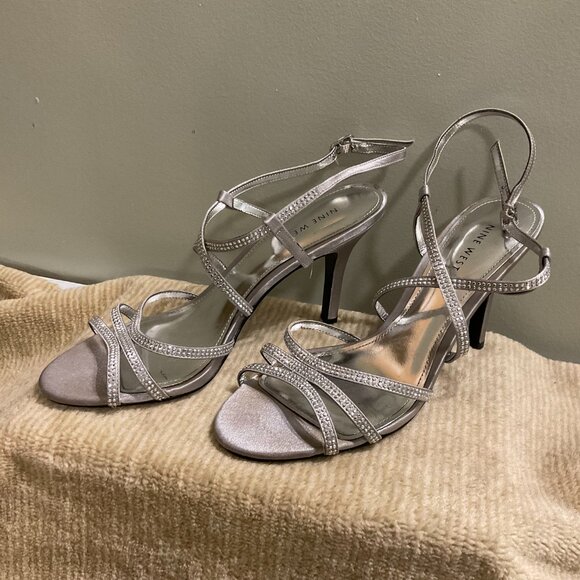 Nine West Sandals w/ small Studs Formal Heel Shoes - Size 7M - Picture 2 of 5
